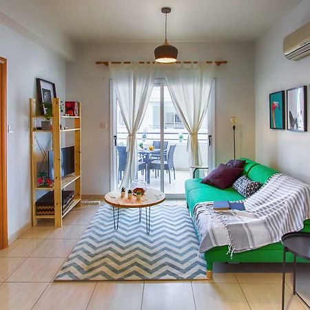 Yippee! Apartments I Town Center 拉纳卡 外观 照片