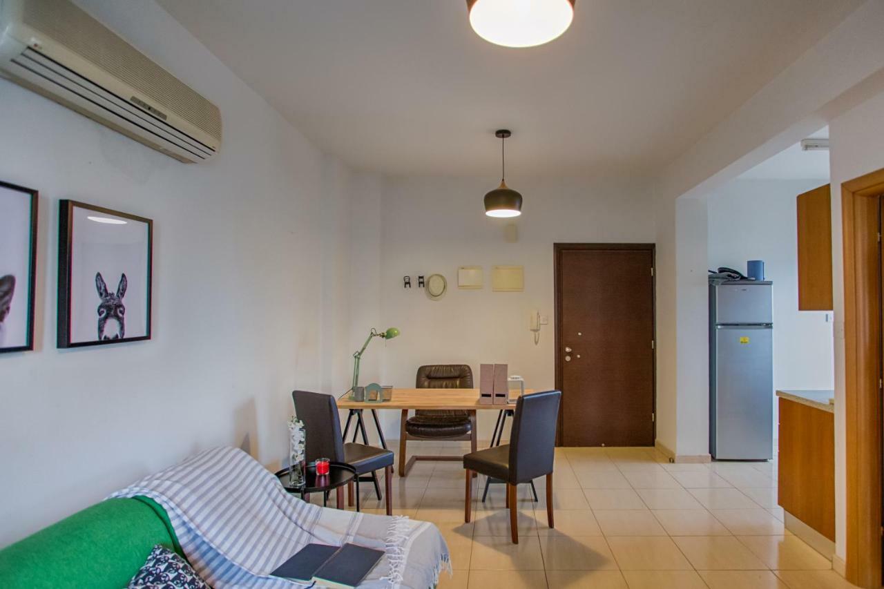 Yippee! Apartments I Town Center 拉纳卡 外观 照片